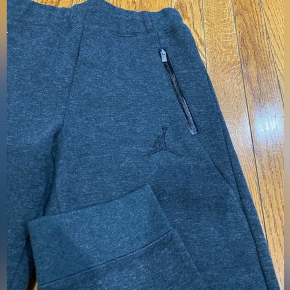 Jordan Boys Joggers Size Large -12-13Yrs - Picture 4 of 9